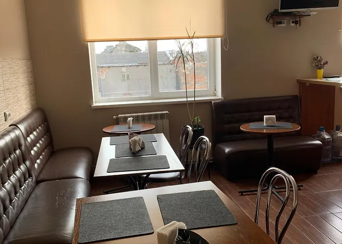 Yurus אכסניה *